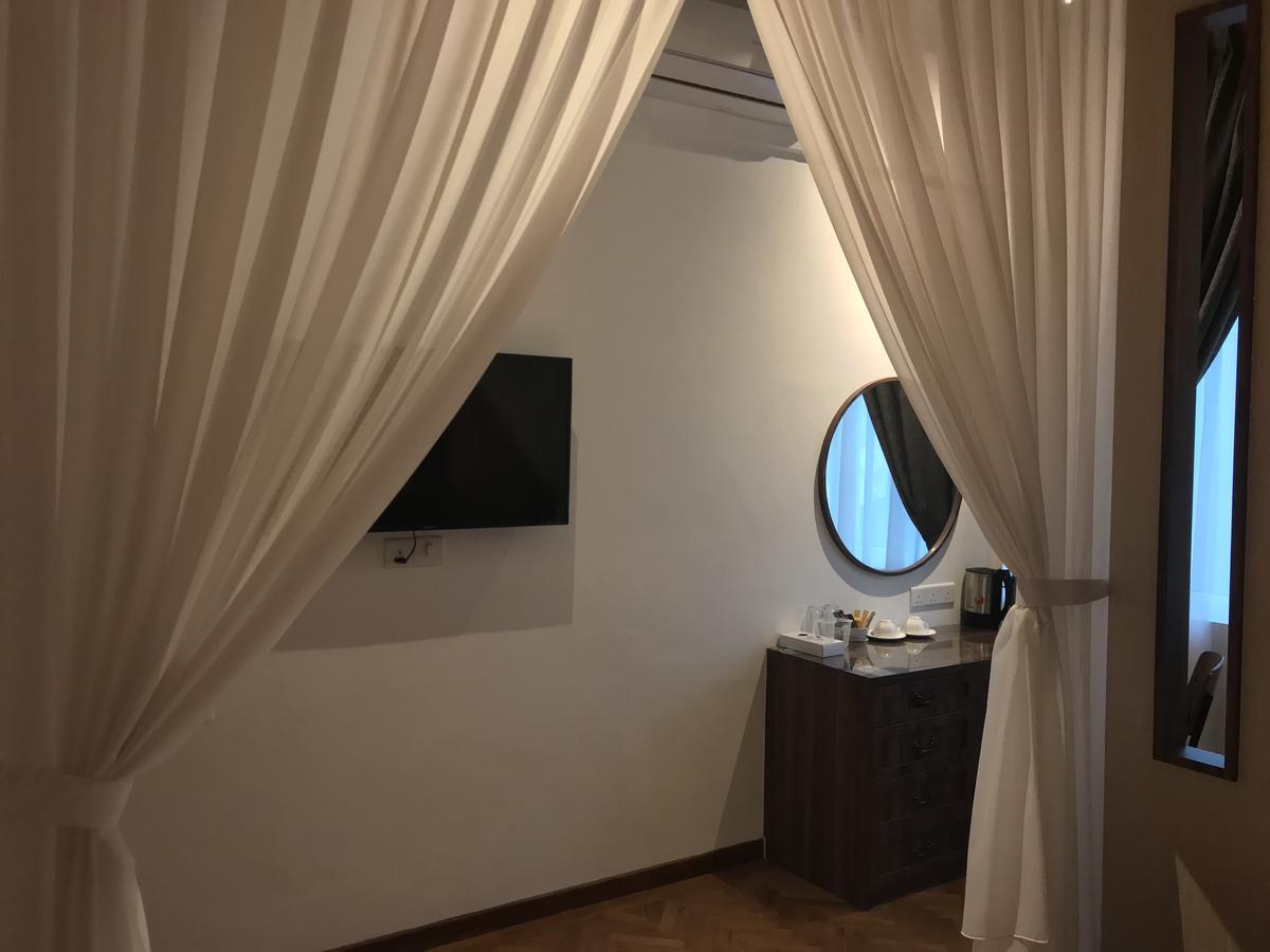 Bed and Breakfast The Corner House Pontian Kecil Esterno foto