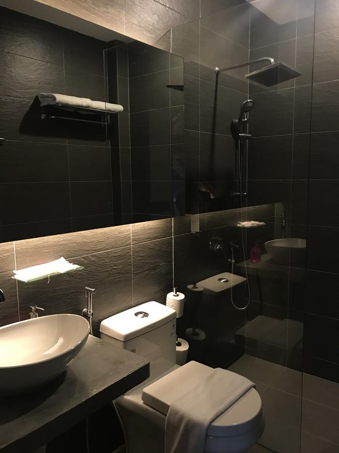 Bed and Breakfast The Corner House Pontian Kecil Esterno foto