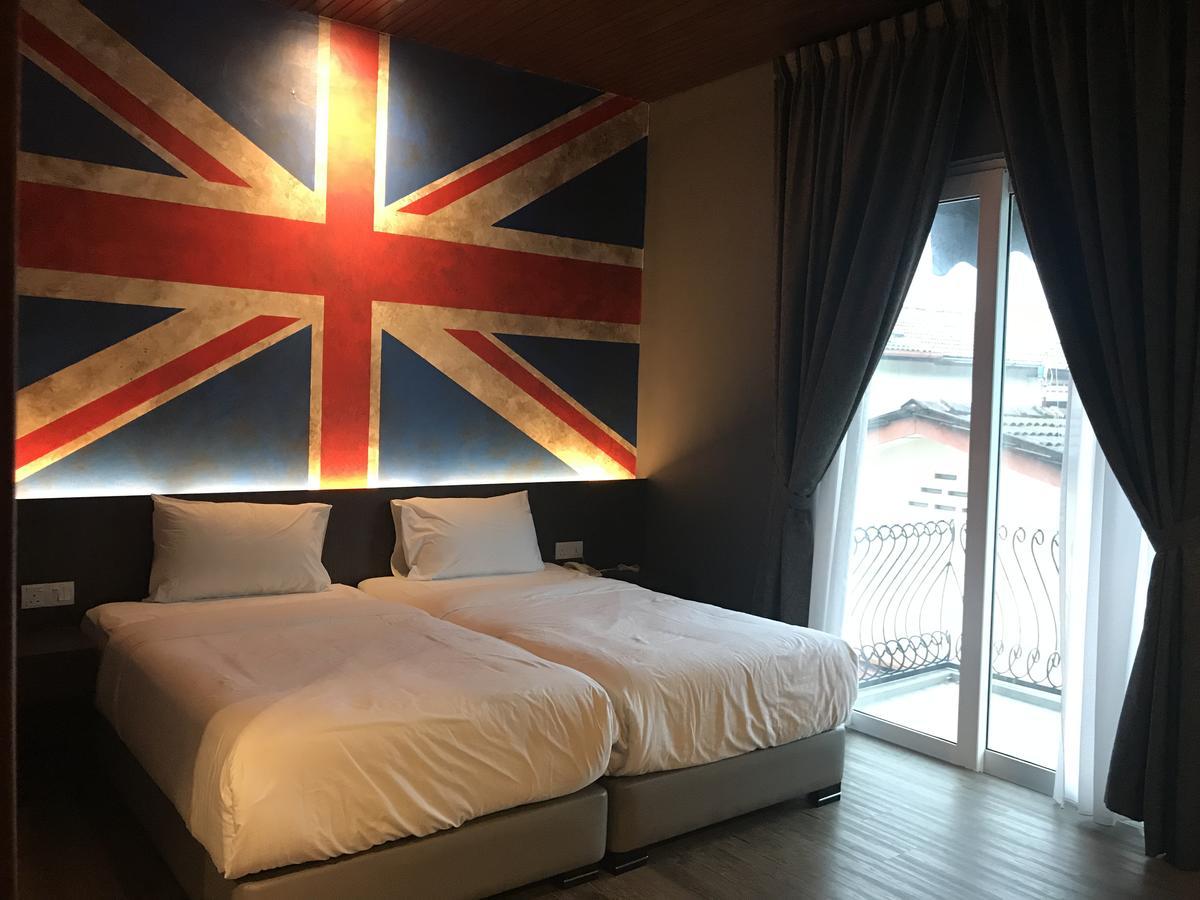 Bed and Breakfast The Corner House Pontian Kecil Esterno foto