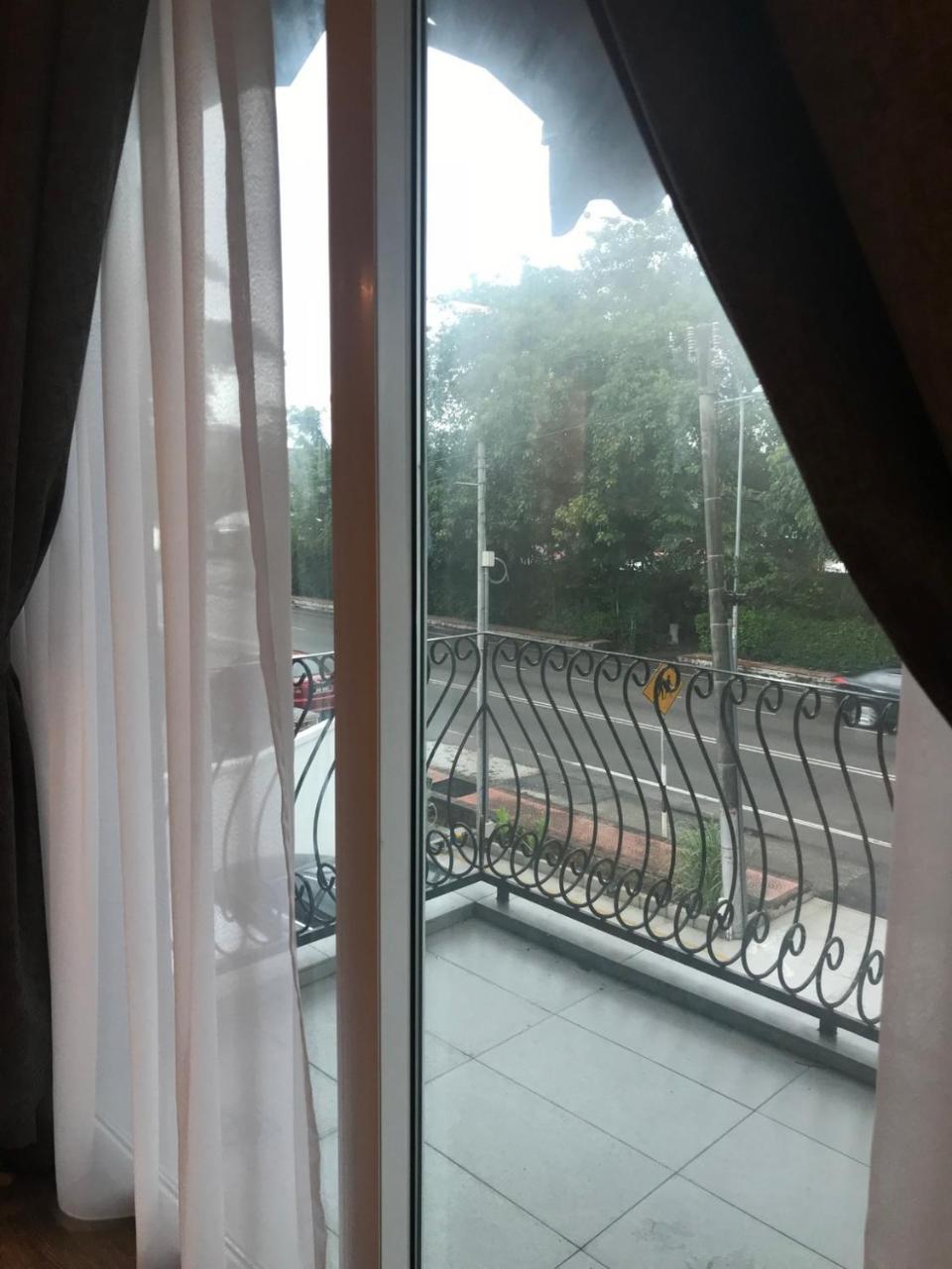 Bed and Breakfast The Corner House Pontian Kecil Esterno foto